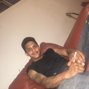 Meet your Posher, Javier